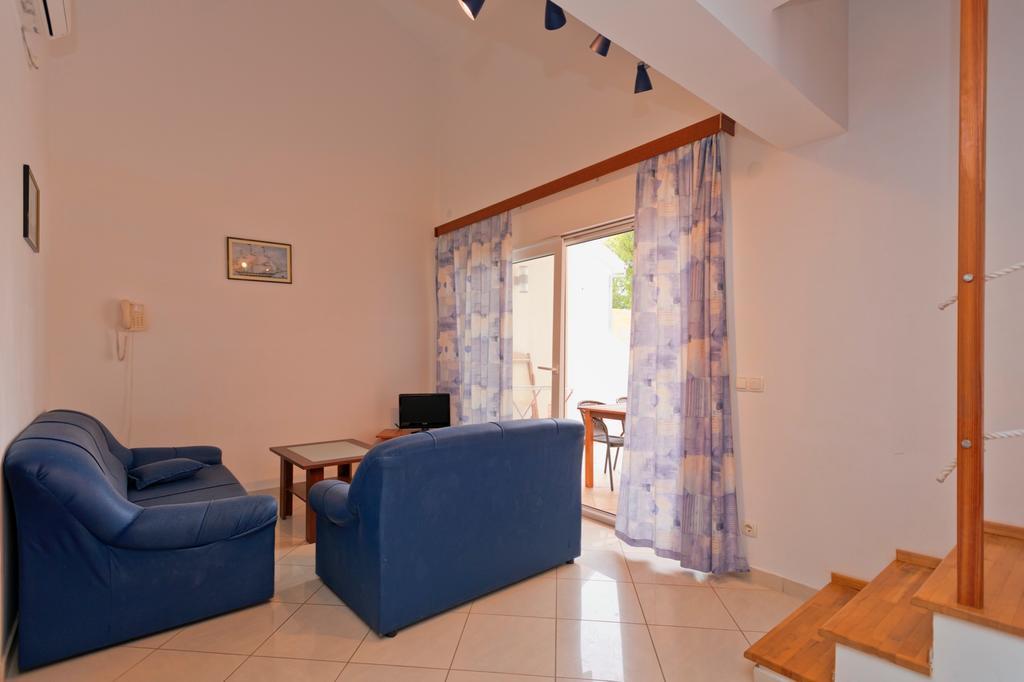 Apartments Nautic Завала Екстериор снимка